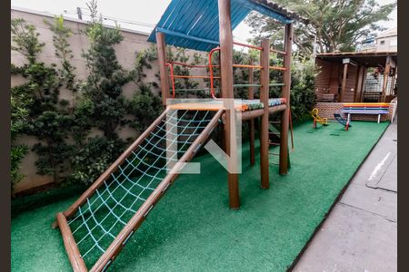 Apartamento para alugar com 65m², 3 quartos e 1 vaga Apartamento para alugar com 65m², 3 quartos e 1 vagaÁrea comum - Playground