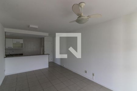 Sala de apartamento para alugar com 3 quartos, 100m² em Recreio dos Bandeirantes, Rio de Janeiro