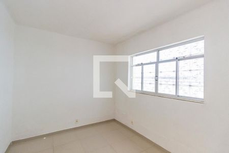 Quarto 1 de casa de condomínio para alugar com 2 quartos, 65m² em Vila Valqueire, Rio de Janeiro