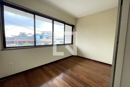 Quarto de casa para alugar com 3 quartos, 200m² em Parque Pauliceia, Duque de Caxias