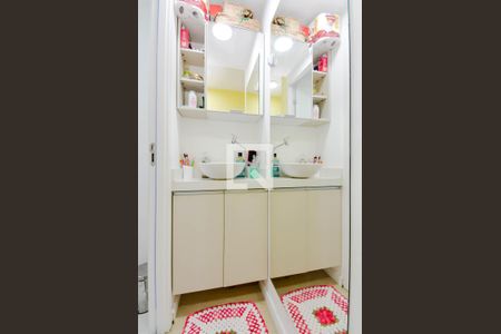 Apartamento para alugar com 34m², 2 quartos e sem vagaBanheiro