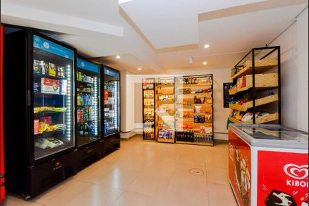 Apartamento para alugar com 34m², 2 quartos e sem vagaMini Mercado 