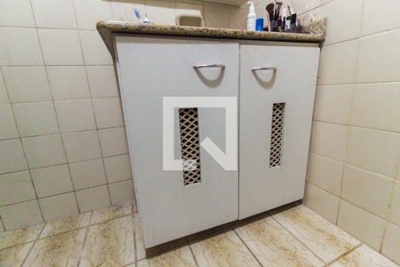 Casa à venda com 298m², 5 quartos e 2 vagasBanheiro 1