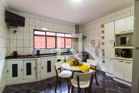 Casa à venda com 298m², 5 quartos e 2 vagasCozinha