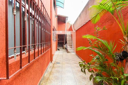 Casa à venda com 298m², 5 quartos e 2 vagasQuintal