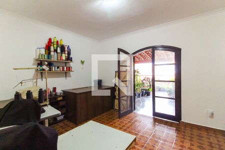 Casa à venda com 298m², 5 quartos e 2 vagasQuarto 3