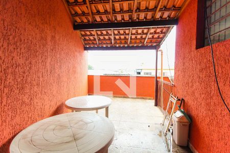 Casa à venda com 298m², 5 quartos e 2 vagasChurrasqueira