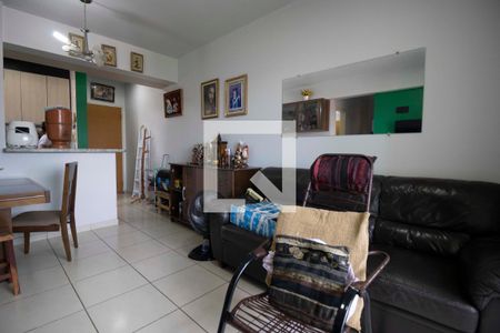 Sala de apartamento para alugar com 3 quartos, 68m² em Setor Negrão de Lima, Goiânia