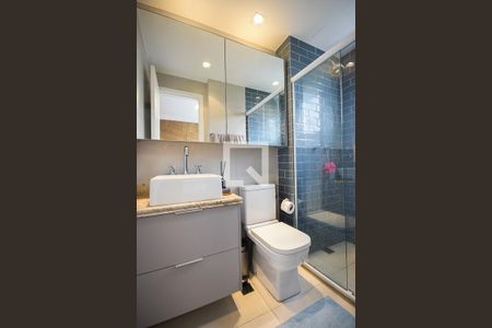 Apartamento para alugar com 81m², 2 quartos e 2 vagasBanheiro Suíte