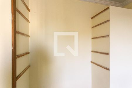 Quarto 1 de apartamento para alugar com 2 quartos, 70m² em Vila Antonieta, São Paulo