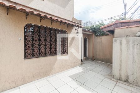 Quintal de casa para alugar com 2 quartos, 123m² em Santa Teresinha, São Paulo