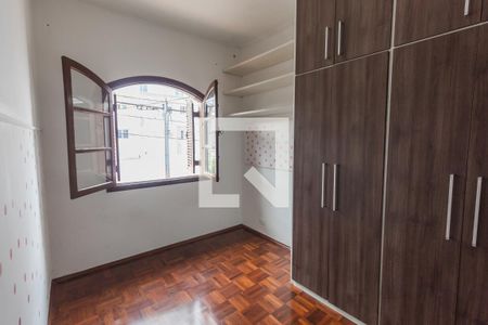 Quarto 2 de casa para alugar com 2 quartos, 123m² em Santa Teresinha, São Paulo