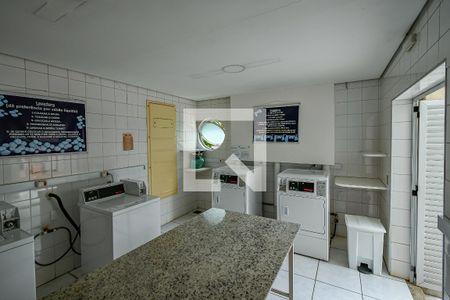 Apartamento para alugar com 72m², 1 quarto e 1 vagaArea Comum - Lavanderia