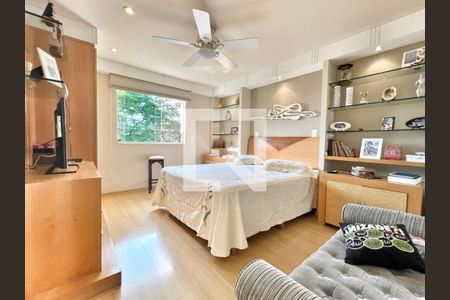 Casa à venda com 450m², 5 quartos e 4 vagasQuarto