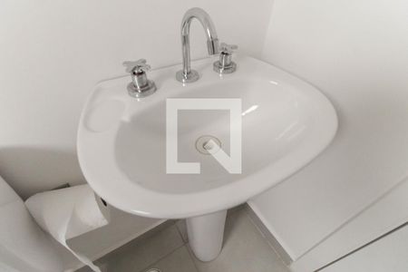 Apartamento à venda com 38m², 2 quartos e 1 vaga Apartamento à venda com 38m², 2 quartos e 1 vagaBanheiro