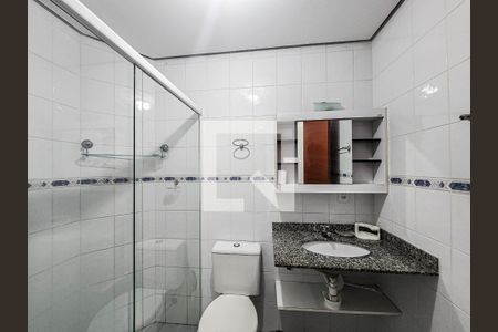 Banheiro Social de apartamento para alugar com 2 quartos, 80m² em Centro, Guarujá