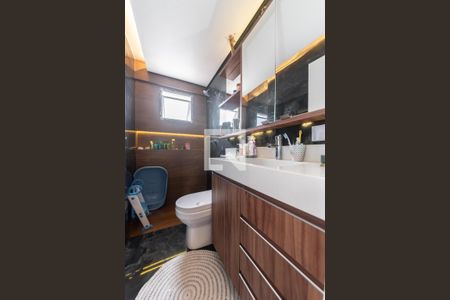 Apartamento para alugar com 60m², 2 quartos e 1 vaga Apartamento para alugar com 60m², 2 quartos e 1 vagaBanheiro da Suíte