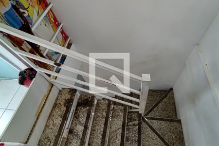 Apartamento para alugar com 126m², 4 quartos e sem vagahall - escada