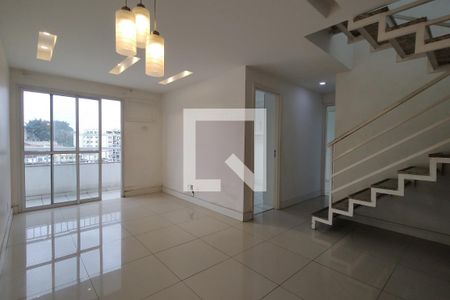 Sala de apartamento para alugar com 3 quartos, 126m² em Pechincha, Rio de Janeiro