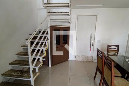 sala de apartamento para alugar com 4 quartos, 126m² em Pechincha, Rio de Janeiro