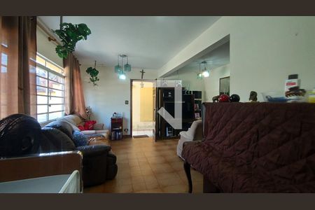 Sala de casa à venda com 4 quartos, 149m² em Jardim Miriam, São Paulo