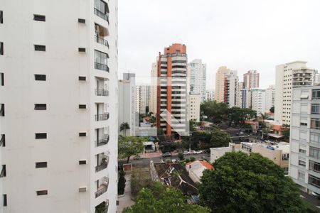 Vista Sala de apartamento à venda com 1 quarto, 70m² em Indianópolis, São Paulo