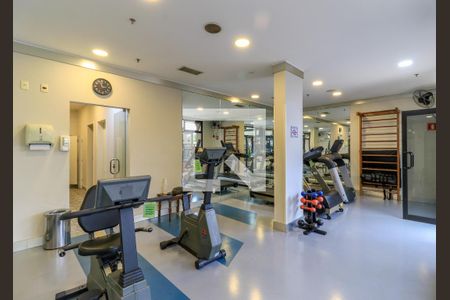 Apartamento para alugar com 30m², 1 quarto e 1 vaga Apartamento para alugar com 30m², 1 quarto e 1 vagaÁrea comum - Academia