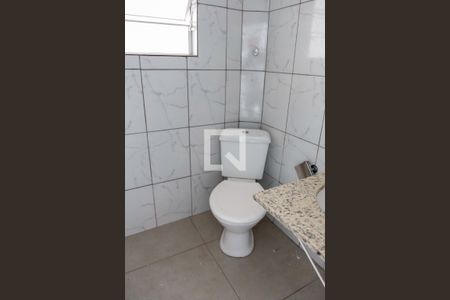 Banheiro de casa para alugar com 1 quarto, 40m² em Jardim das Flores, Osasco