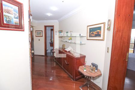 Apartamento para alugar com 420m², 4 quartos e 3 vagasCorredor