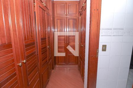 Apartamento para alugar com 420m², 4 quartos e 3 vagasQuarto