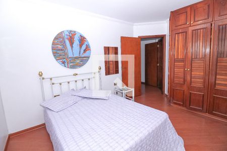 Apartamento para alugar com 420m², 4 quartos e 3 vagasQuarto