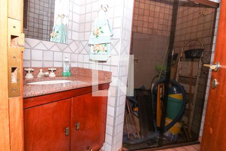 Apartamento para alugar com 420m², 4 quartos e 3 vagasBanheiro de Serviço 2