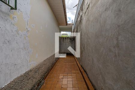 Casa à venda com 375m², 2 quartos e 2 vagascorredor lateral_1
