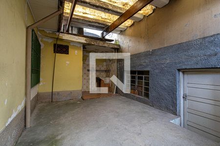 Casa à venda com 375m², 2 quartos e 2 vagasárea de serviço_1