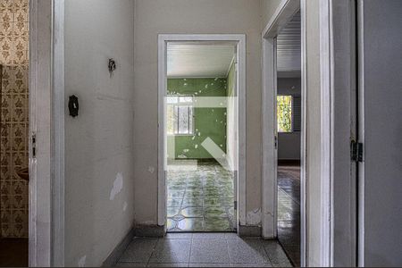 Casa à venda com 375m², 2 quartos e 2 vagashall íntimo_2