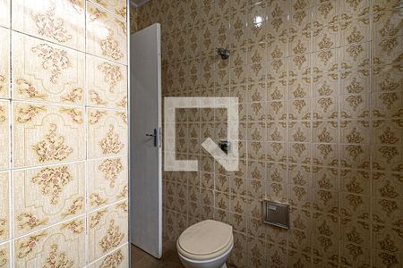 Casa à venda com 375m², 2 quartos e 2 vagasbanheiro social_4