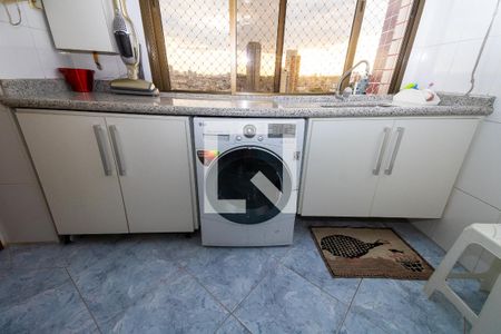 Apartamento à venda com 147m², 3 quartos e 2 vagasÁrea de Serviço