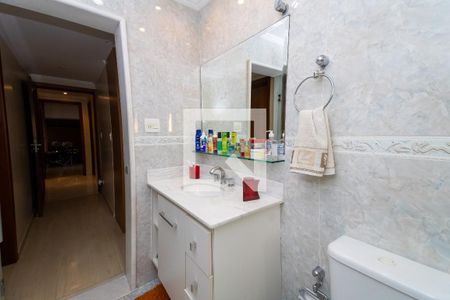 Apartamento à venda com 147m², 3 quartos e 2 vagasBanheiro da Suíte