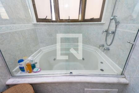 Apartamento à venda com 147m², 3 quartos e 2 vagasBanheiro da Suíte