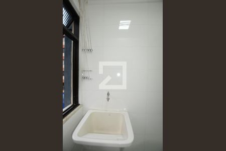 Apartamento à venda com 64m², 2 quartos e 1 vagaÁrea de Serviço