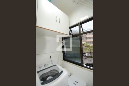 Apartamento à venda com 64m², 2 quartos e 1 vagaÁrea de Serviço