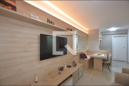 Sala de apartamento à venda com 2 quartos, 64m² em Irajá, Rio de Janeiro