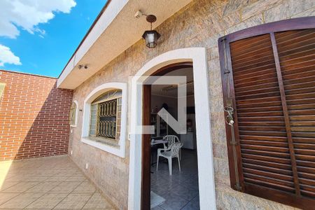 Casa para alugar com 234m², 3 quartos e 2 vagasVaranda da Sala (casa de cima)