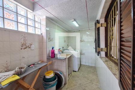 Casa para alugar com 234m², 3 quartos e 2 vagasÁrea de Serviço (casa de baixo)