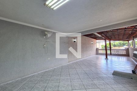 Casa para alugar com 234m², 3 quartos e 2 vagasSalão de Festas