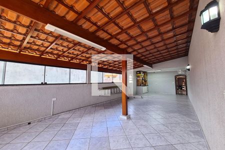 Casa para alugar com 234m², 3 quartos e 2 vagasSalão de Festas