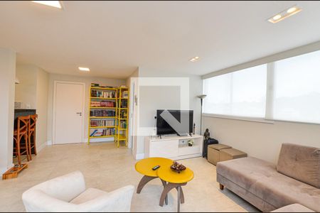 Sala 2 de casa de condomínio à venda com 3 quartos, 364m² em Badu, Niterói