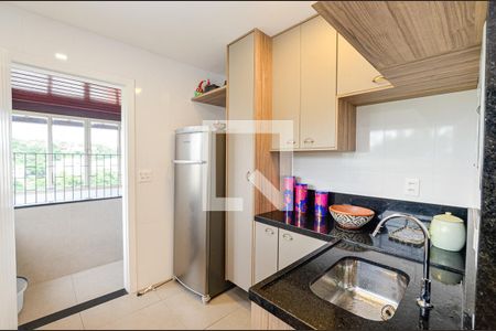 Casa de condomínio à venda com 364m², 3 quartos e 2 vagas Casa de condomínio à venda com 364m², 3 quartos e 2 vagasCozinha