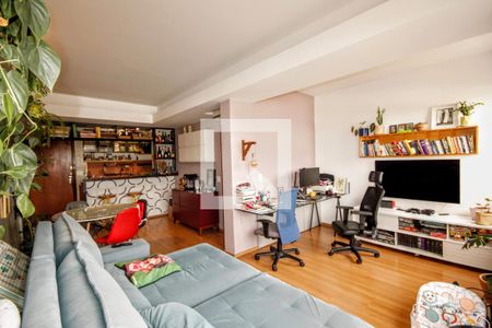 Sala de apartamento à venda com 3 quartos, 68m² em Santa Efigênia, Belo Horizonte