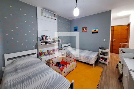 Casa à venda com 160m², 4 quartos e 3 vagasSuíte 1